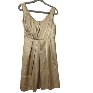 Banana Republic size 6 gold silk sleeveless pleats lined back zip dress